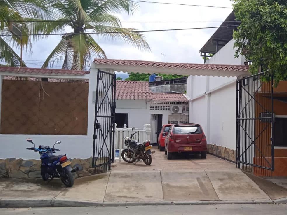 Hotel Maceo Melgar Exterior photo