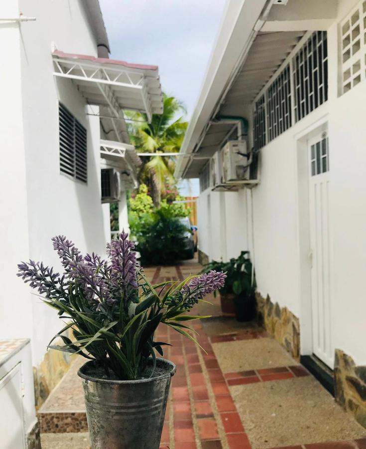 Hotel Maceo Melgar Exterior photo